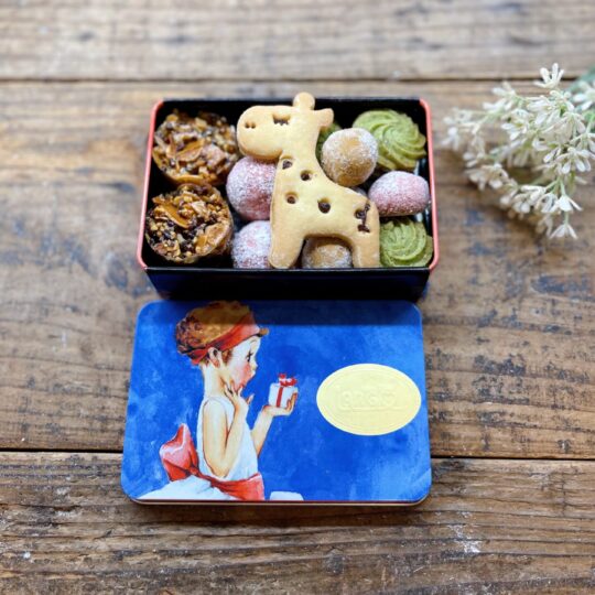 一宮　クッキー缶